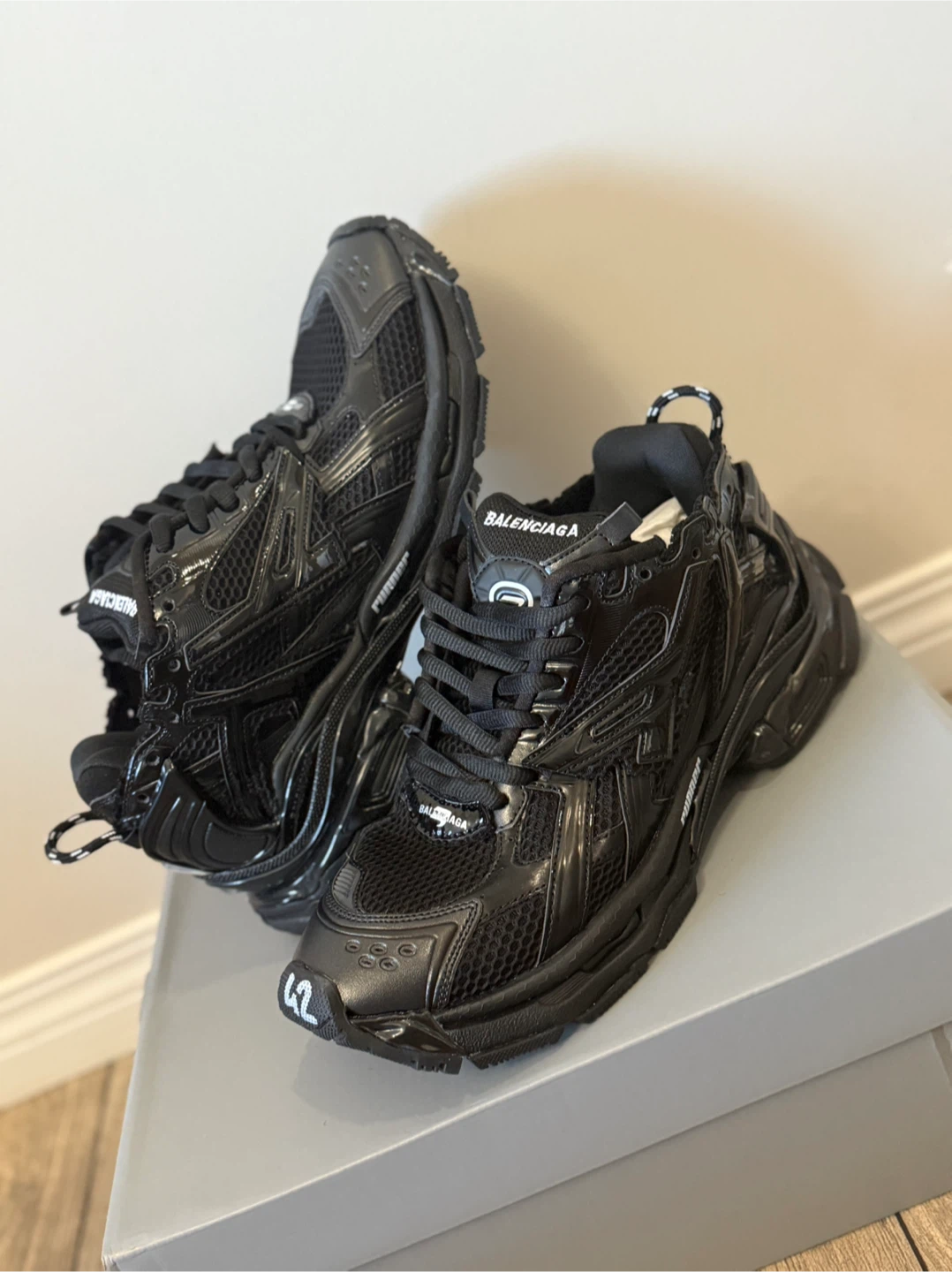 Balenciaga Runner