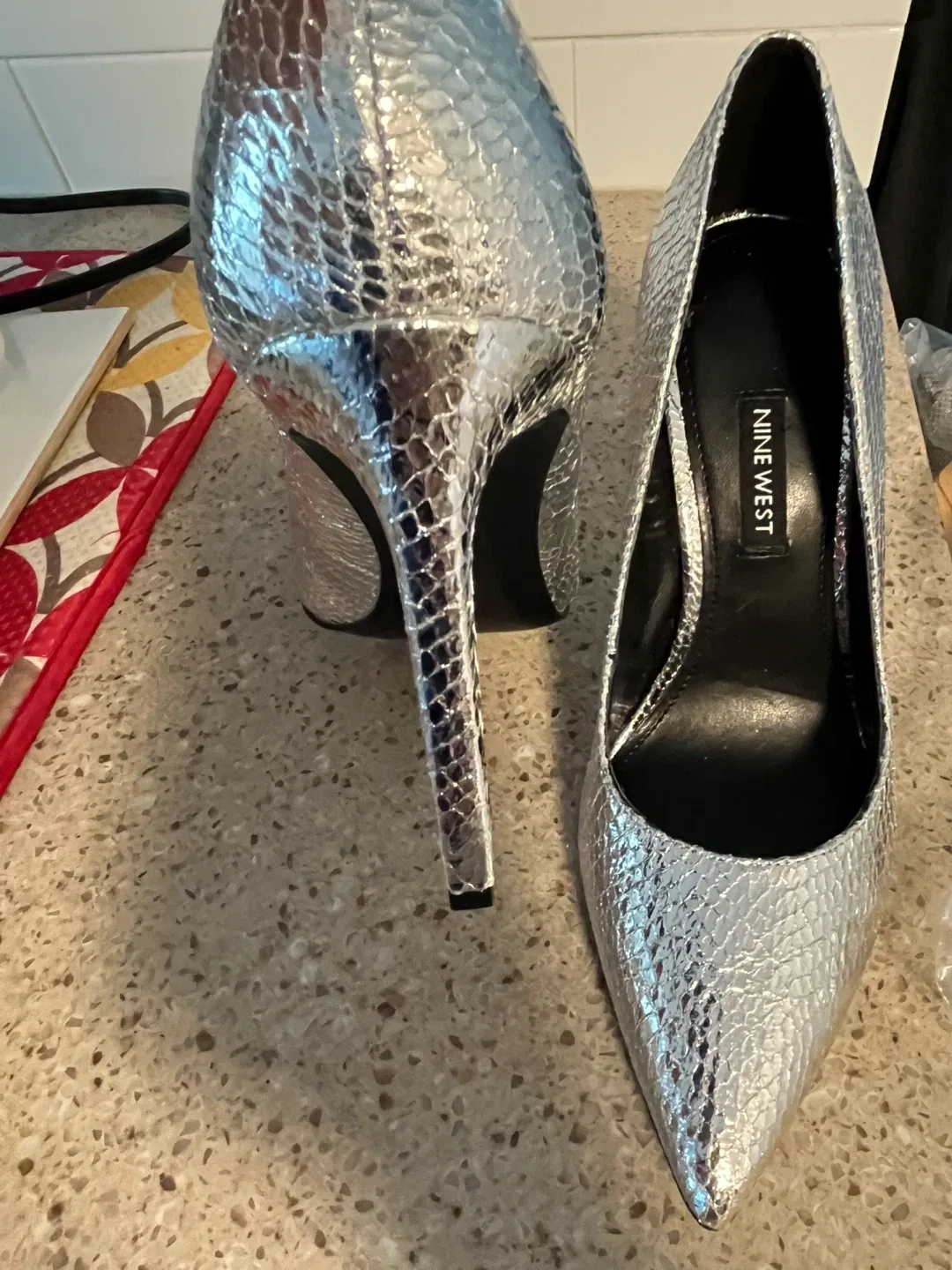 Nine West Silver Heels, Size 7M image indicator(2)
