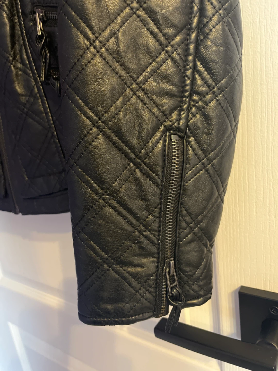 Cleo Black Quilted Leather Jacket XS - photo 4