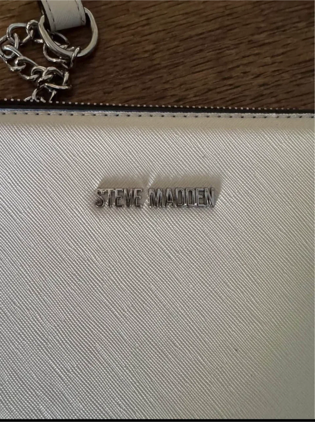 Steve Madden Crossbody Bag - Like New! image indicator(2)