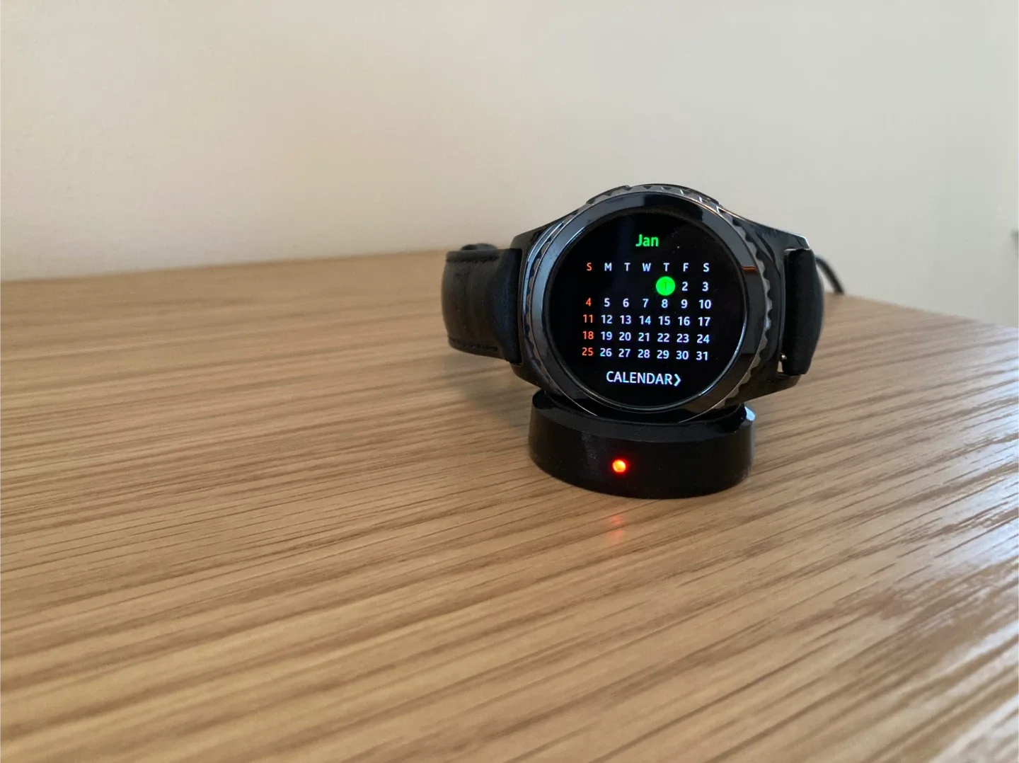 Samsung Gear S2 Smartwatch with Charger image indicator(4)