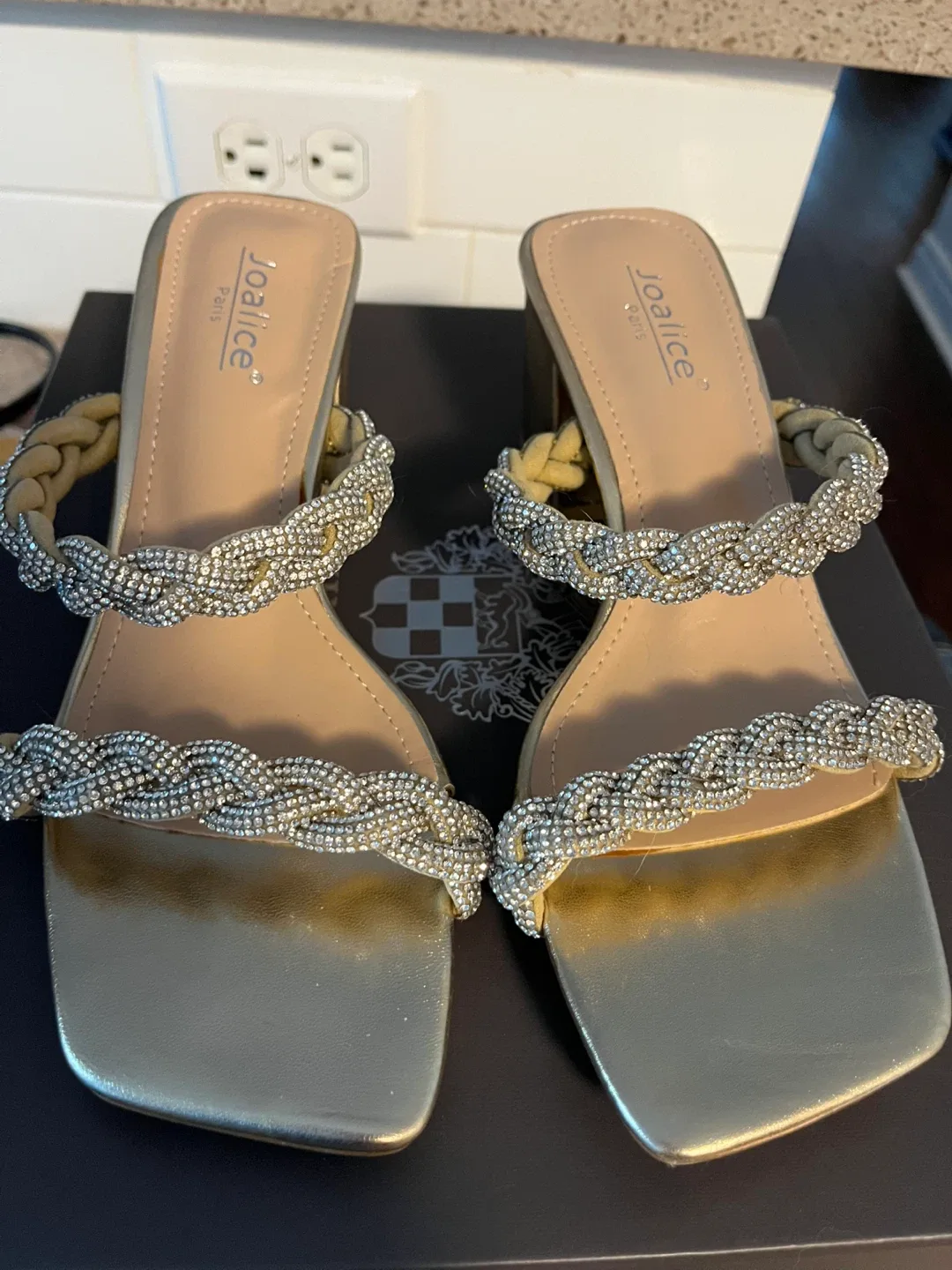 Joalice Paris Gold Heels thumbnail