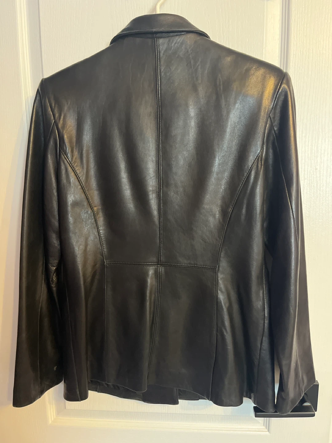 Danier Canada Black Leather Blazer Size 4-6 - photo 2