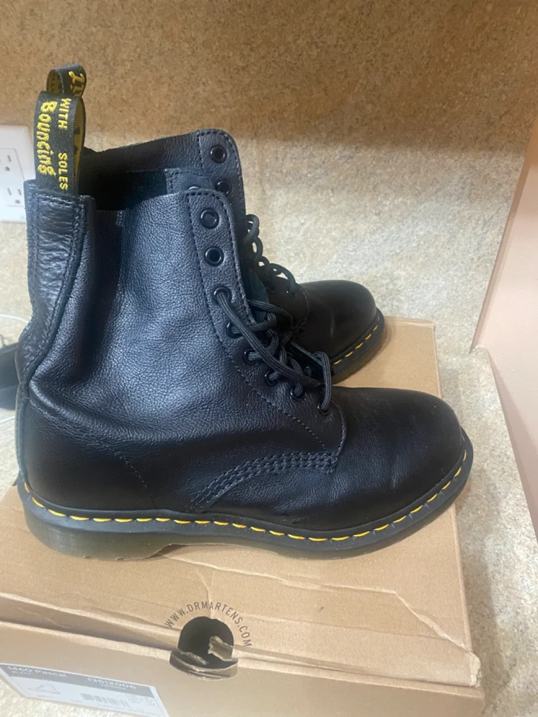 Dr Martens size 10 ladies image indicator(5)