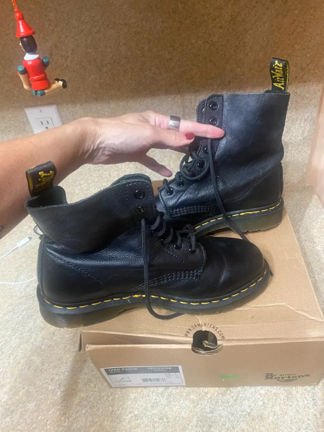 Dr Martens size 10 ladies image indicator(6)
