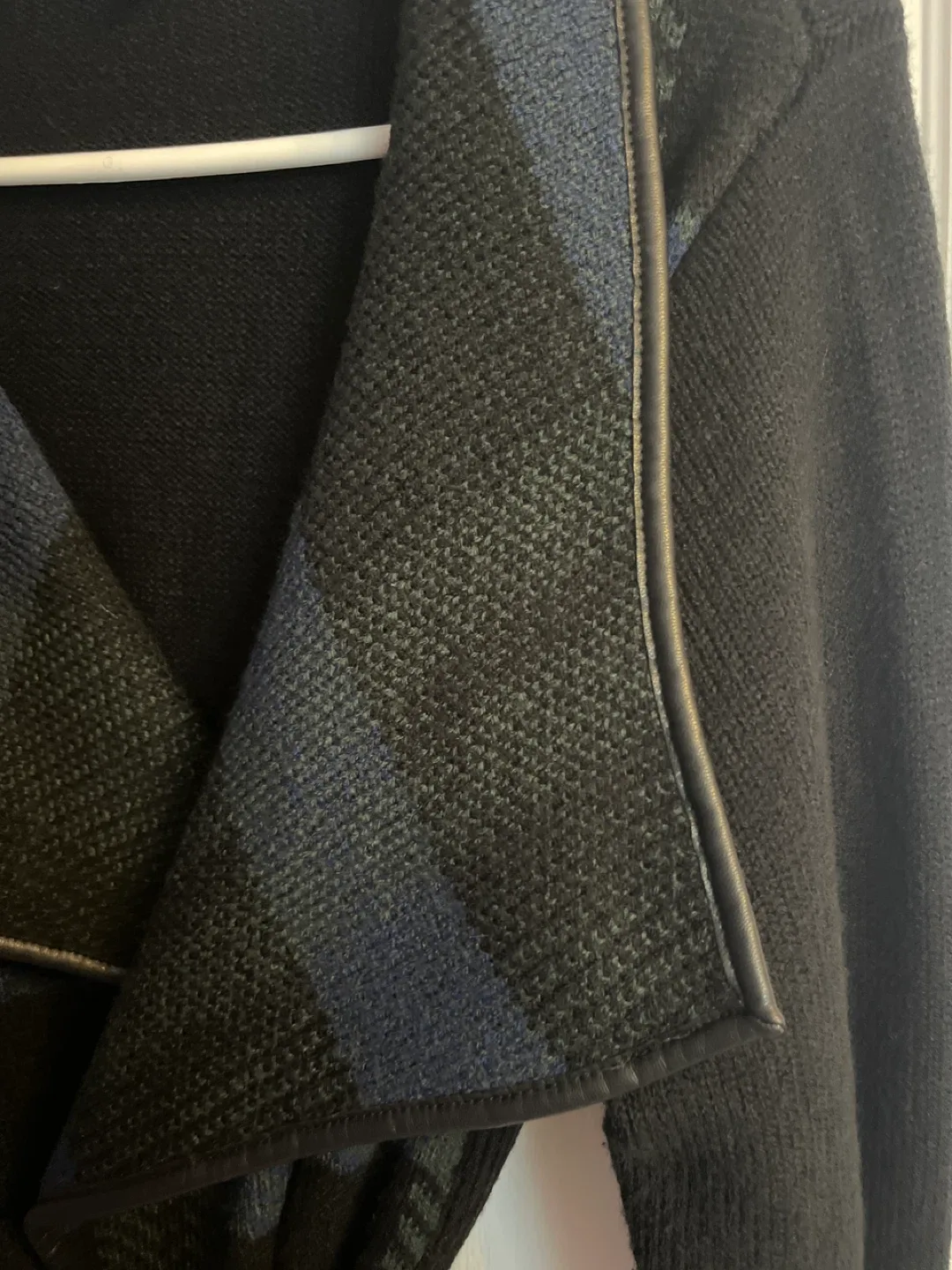 Cleo Petites Black Cardigan - Size M image indicator(3)