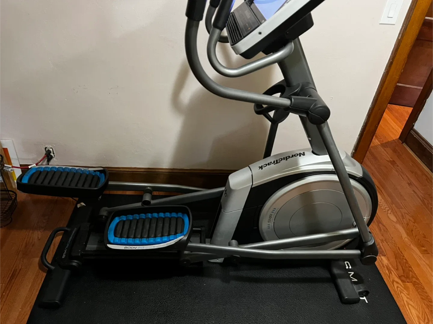 NordicTrack Elliptical image indicator(6)