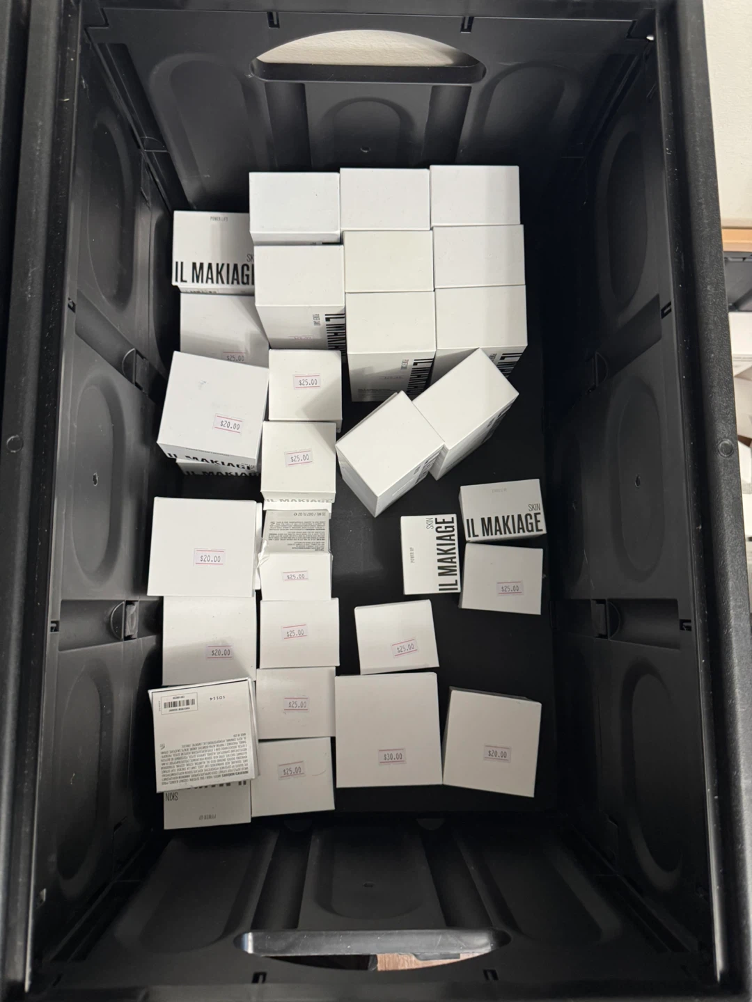 IL MAKIAGE Skincare Lot - photo 3