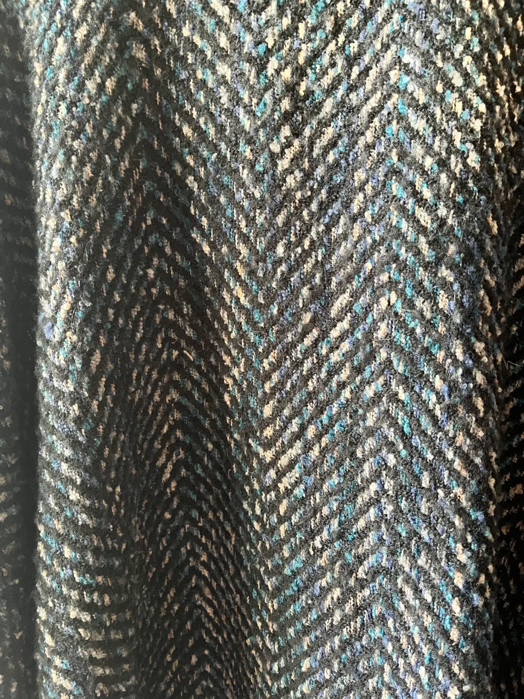 Tweed Cape/ Poncho with Faux Fur Collar image indicator(4)