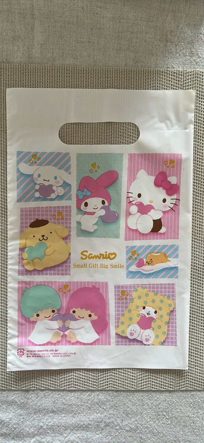 Hello Kitty Coin Purse image indicator(3)