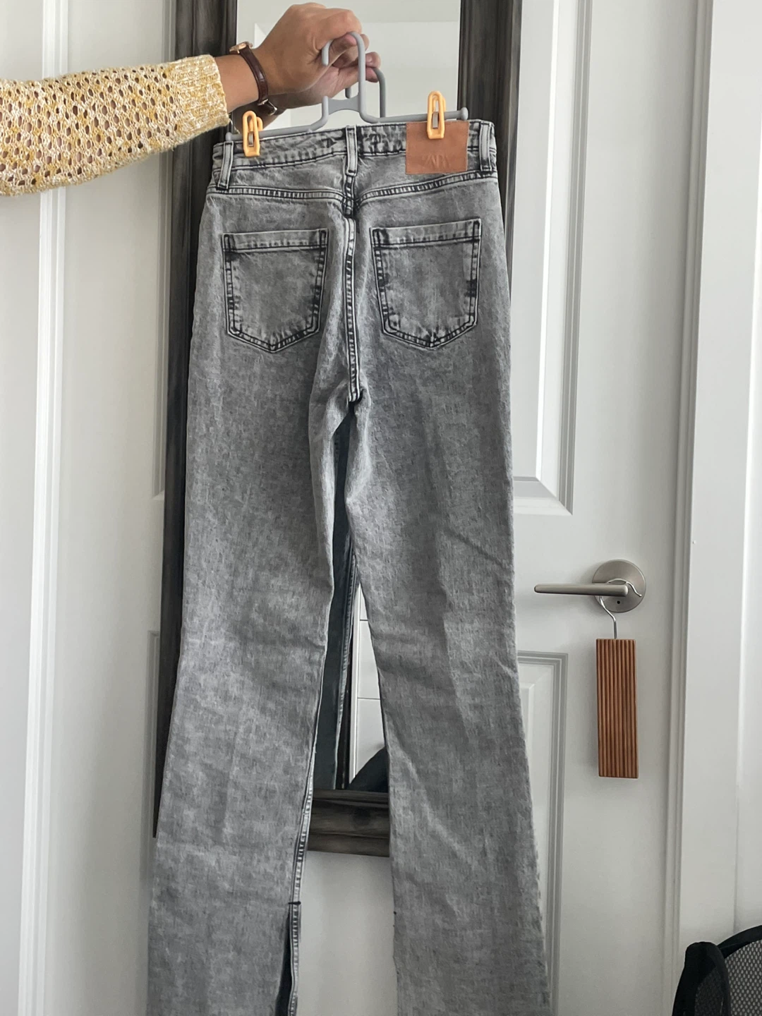 Zara Grey Jeans - Size 6 (USA) - photo 2