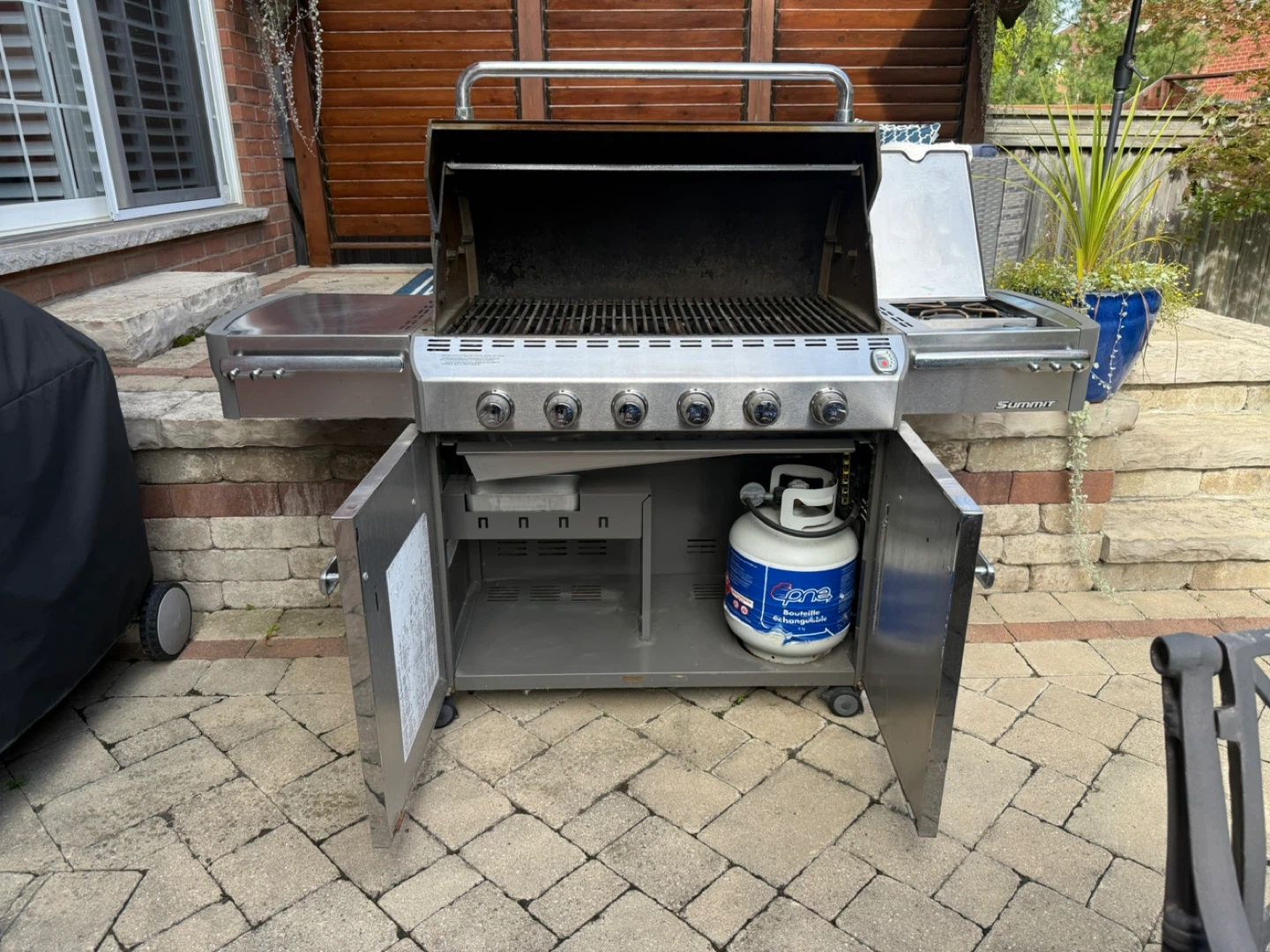 Weber Summit Gas Grill - photo 3