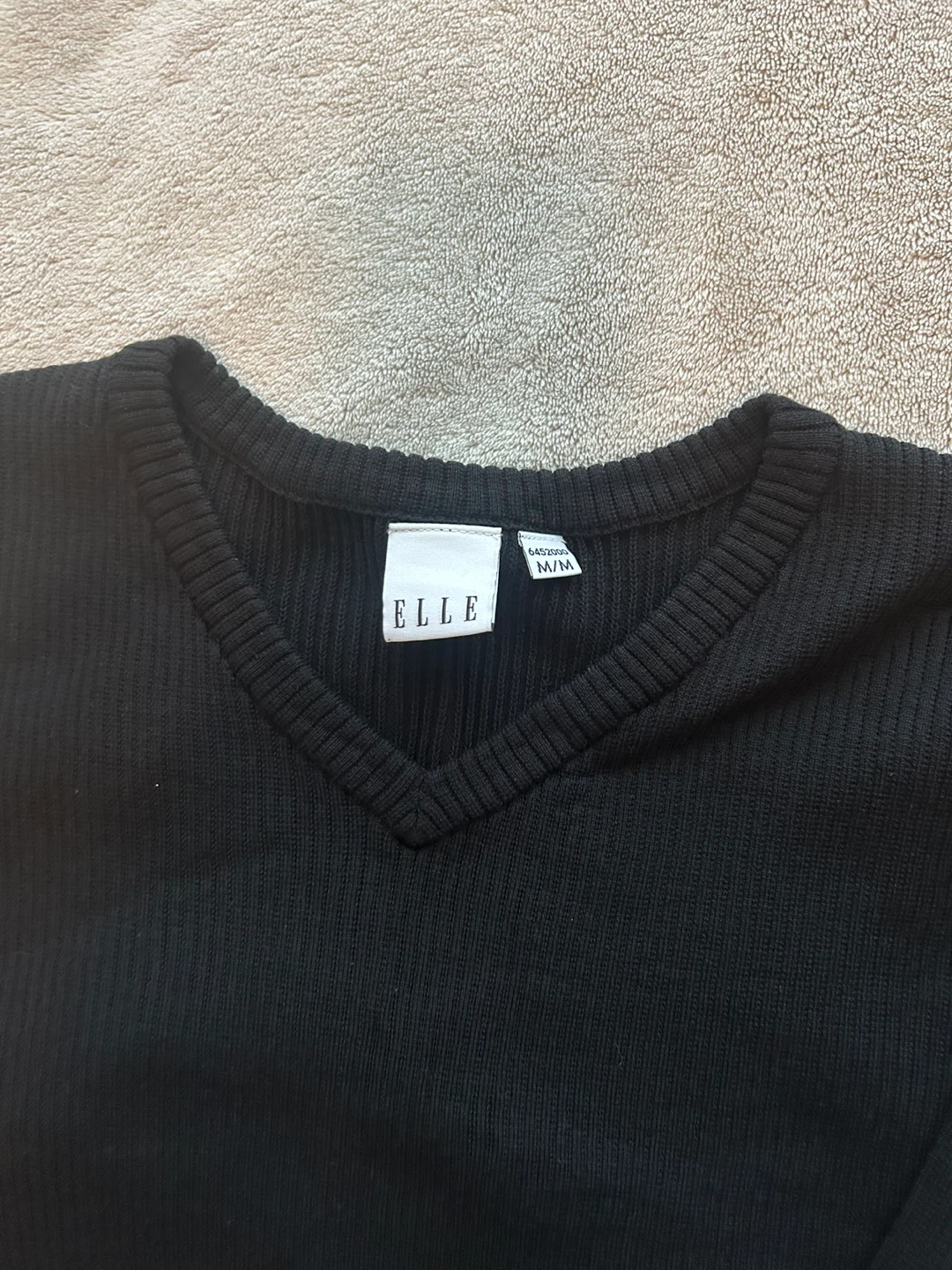 ELLE Black V-Neck Sweater - Size M - photo 2