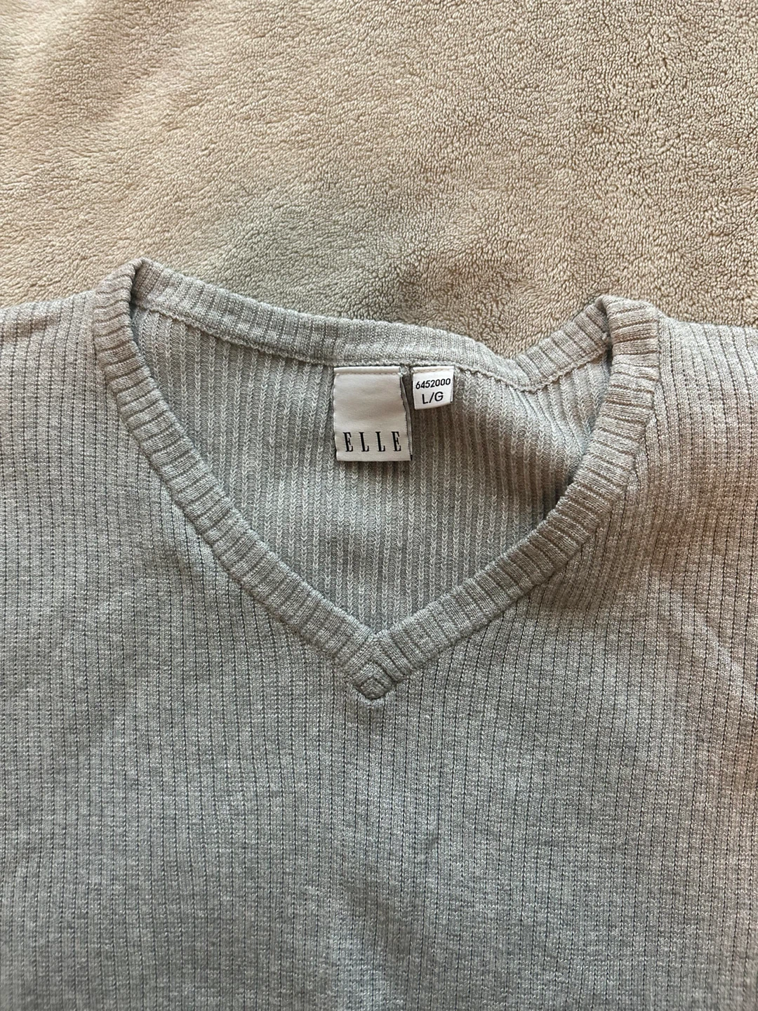 Elle Grey Ribbed V-Neck Sweater - L - photo 2