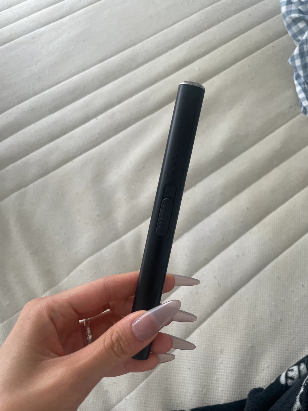 Electric candle lighter