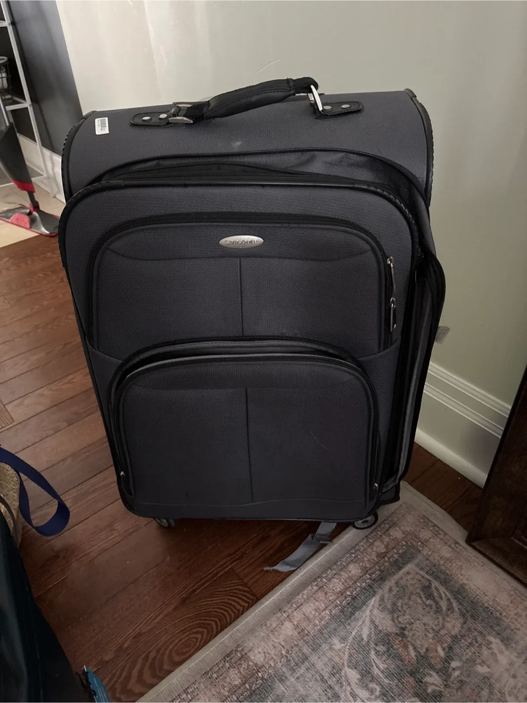 Samsonite Spinner Suitcase - Grey thumbnail