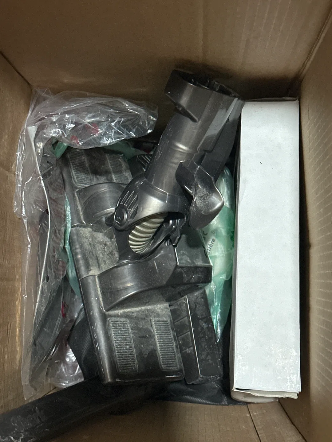 Shark Rocket Ultra-Light Upright Vacuum image indicator(4)