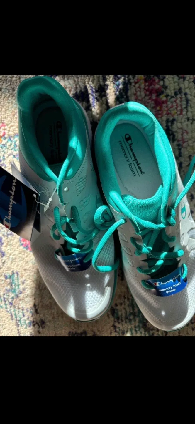 Champion Women's Memory Foam Breathable Sneakers Size 9.5 image indicator(2)