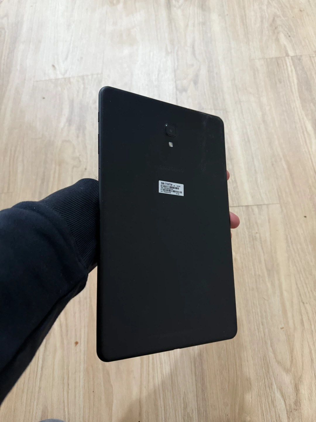 Samsung Galaxy Tab A LTE and WiFi Tablet - photo 2