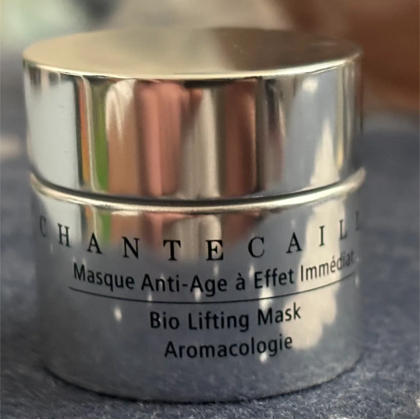 Chantecaille Skincare Samples image indicator(2)