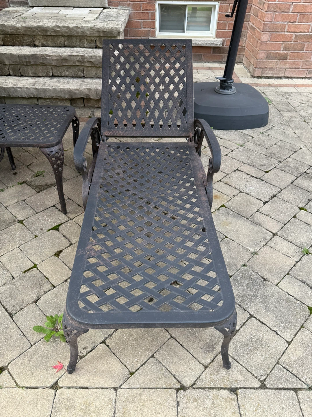 Set of Patio Loungers & Table - photo 3