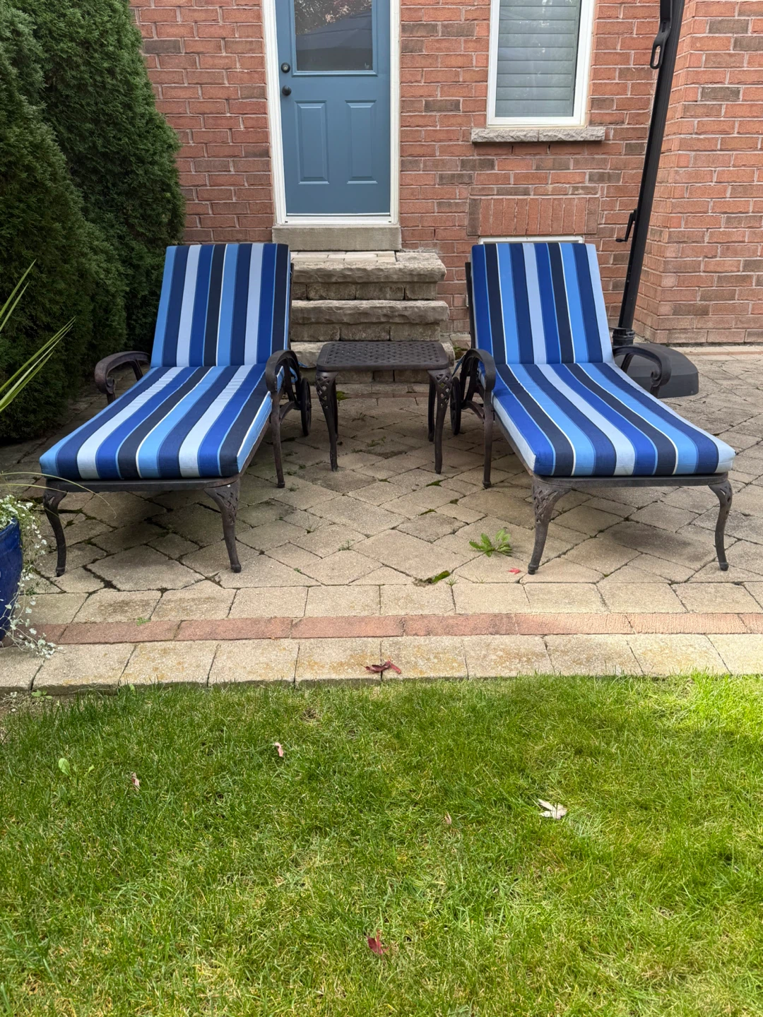 Set of Patio Loungers & Table