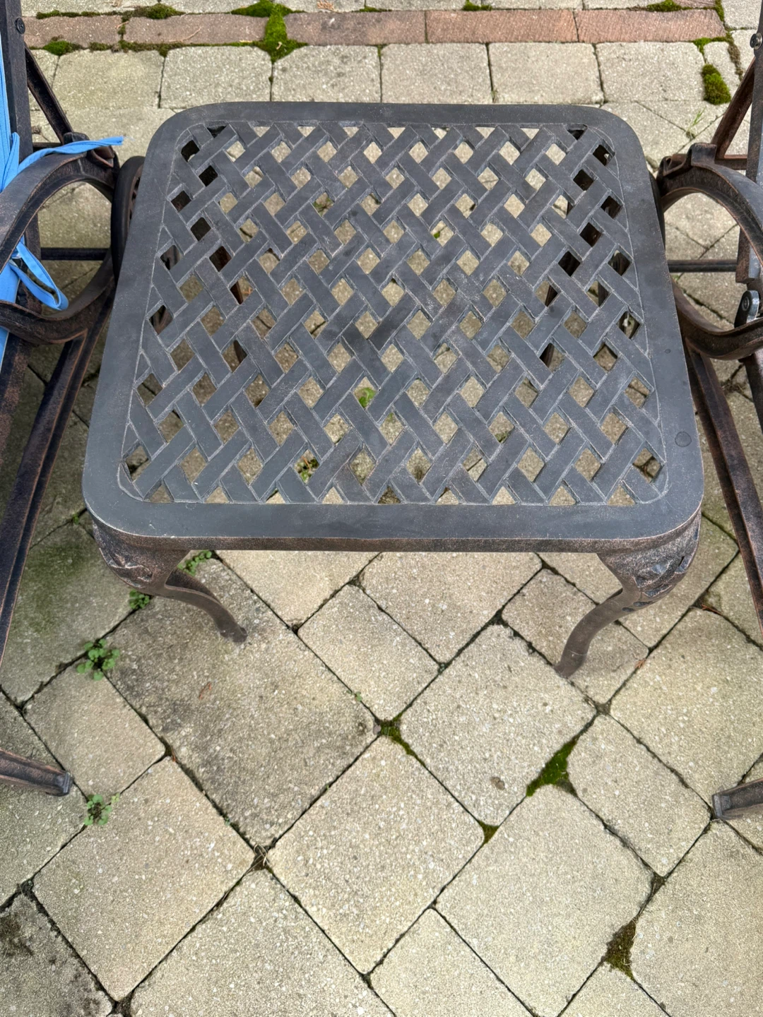 Set of Patio Loungers & Table - photo 4
