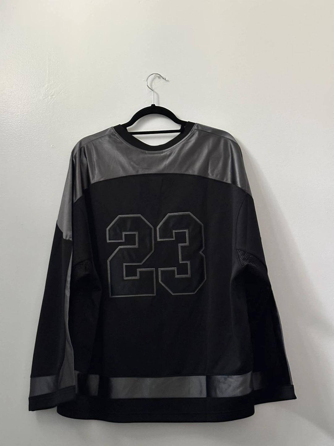 Jordan 23 Black Long Sleeve Jersey - photo 2
