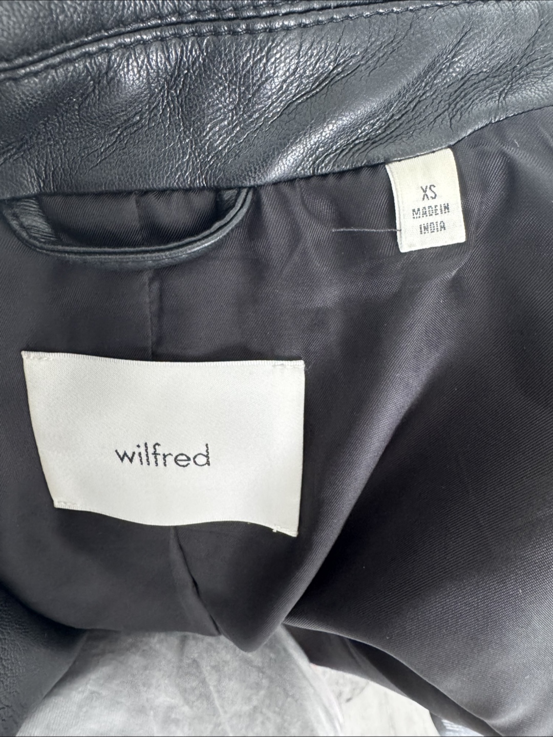Wilfred Aritzia Vegan Leather Blazer - XS - photo 5