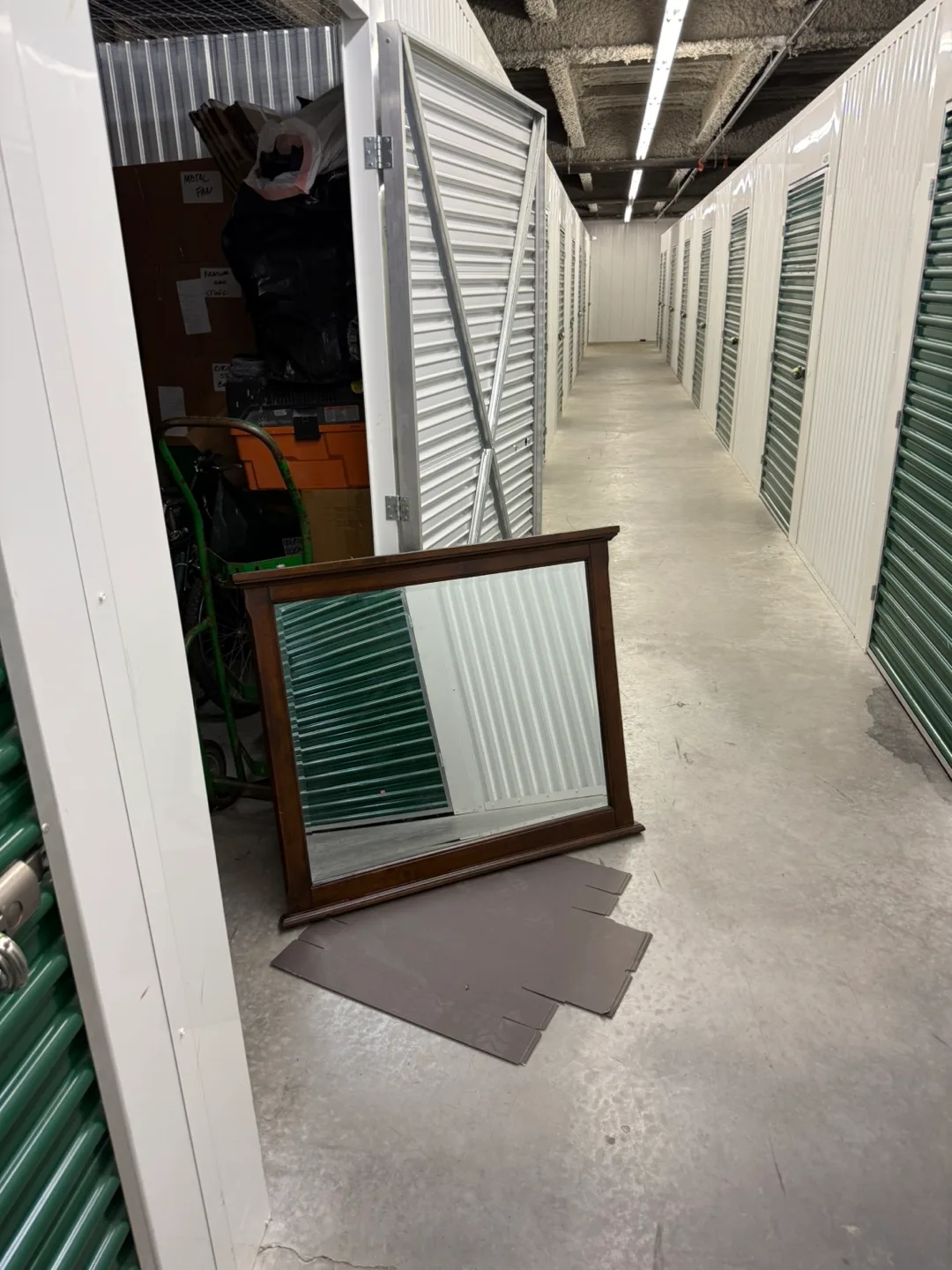 Wood Framed Wall Mirror image indicator(10)