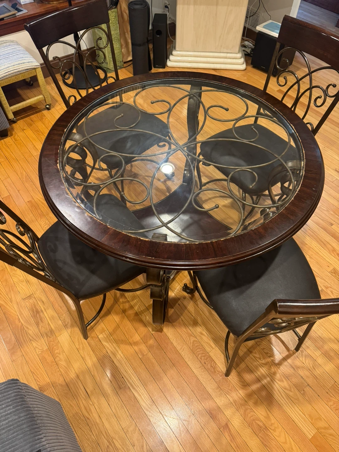 Round Glass Top Dining Table with 4 Chairs