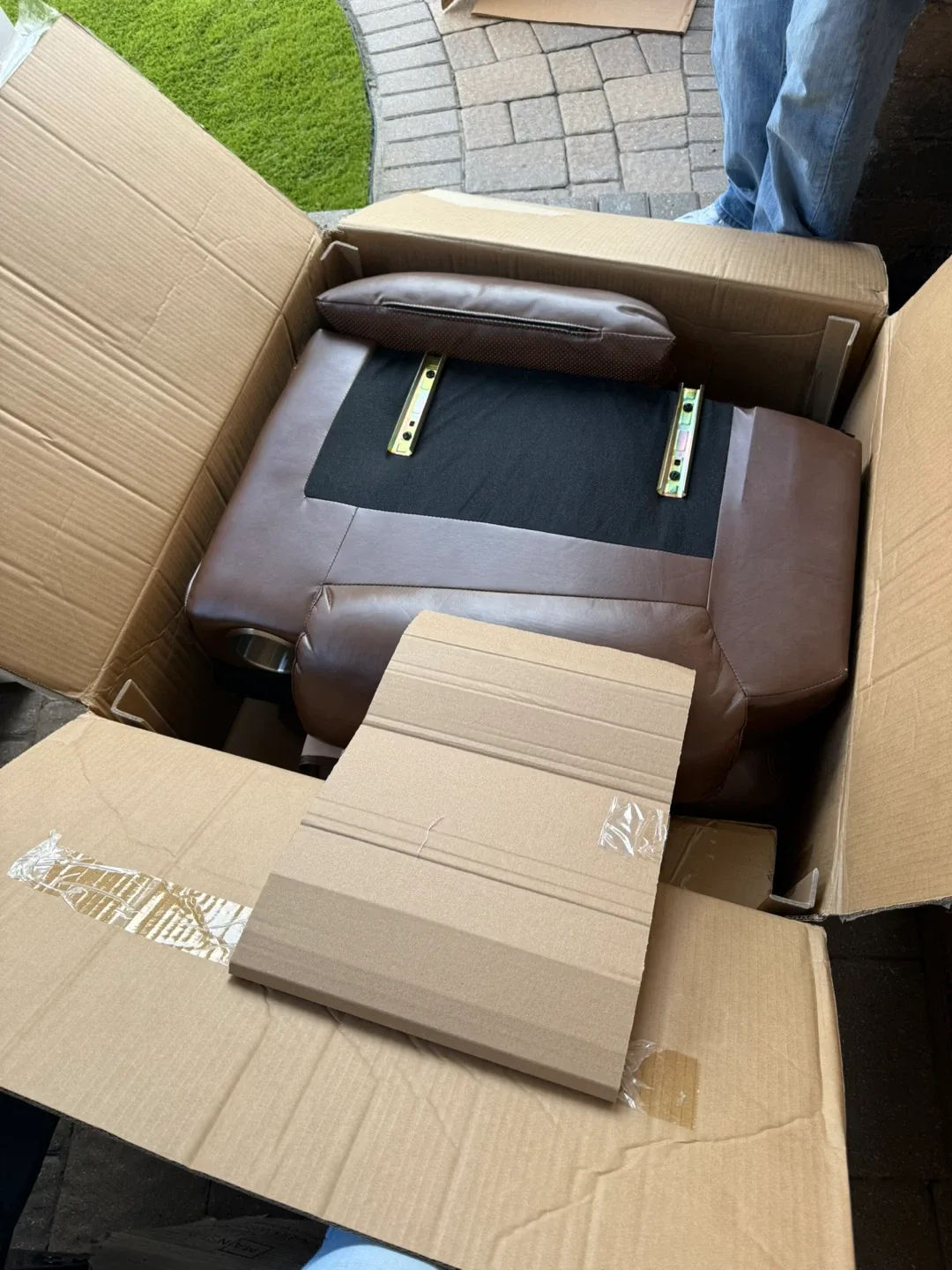 Brown Leather Power Recliner Chair with Cup Holders image indicator(8)