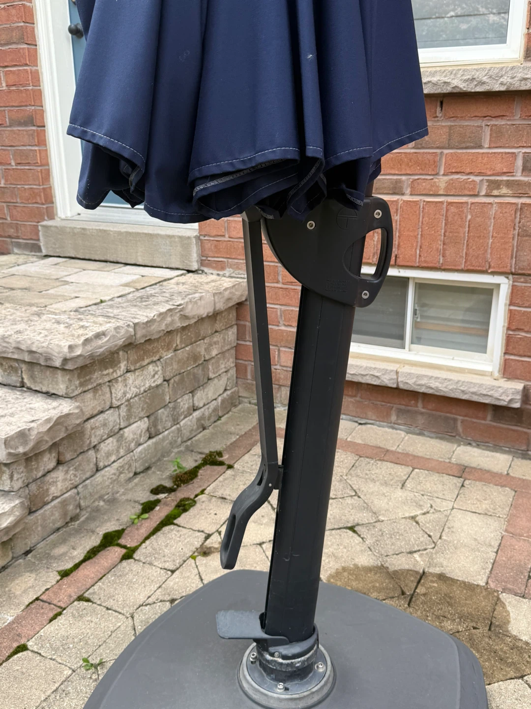 Fully Rotating and Tilting Outdoor Patio Umbrella - Navy Blue - photo 2