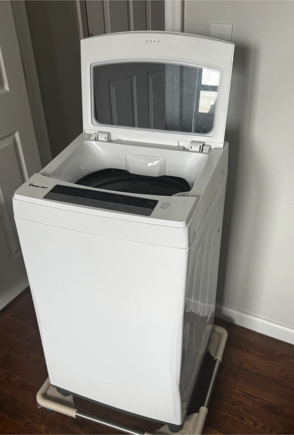 Magic Chef Compact Washer - White
