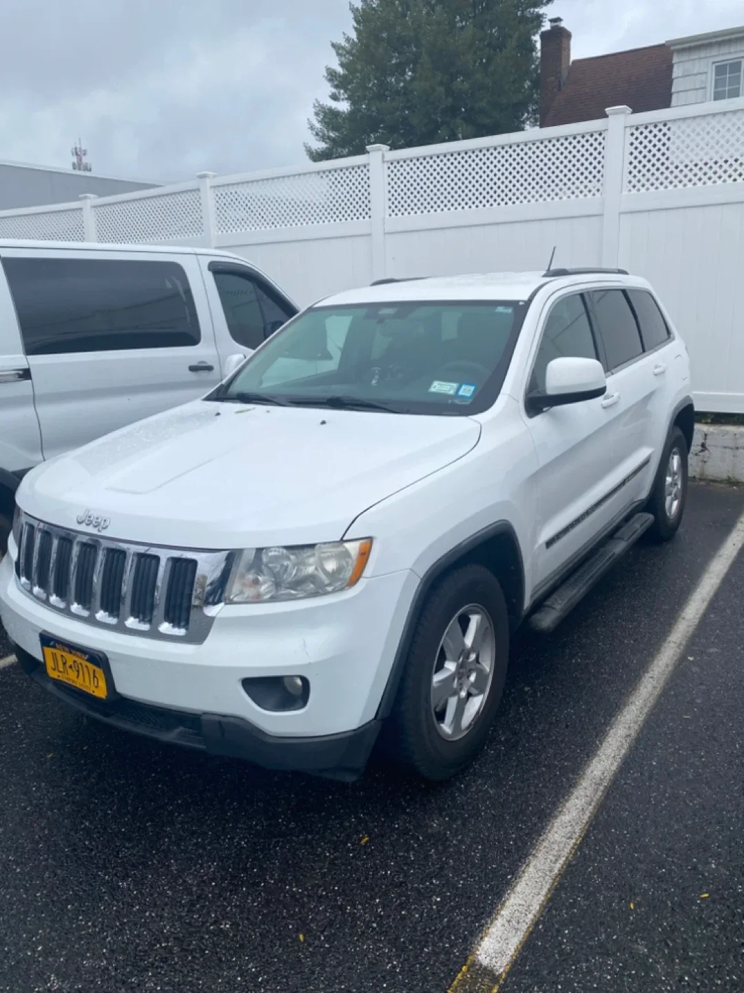 Jeep Grand Cherokee White SUV image indicator(5)