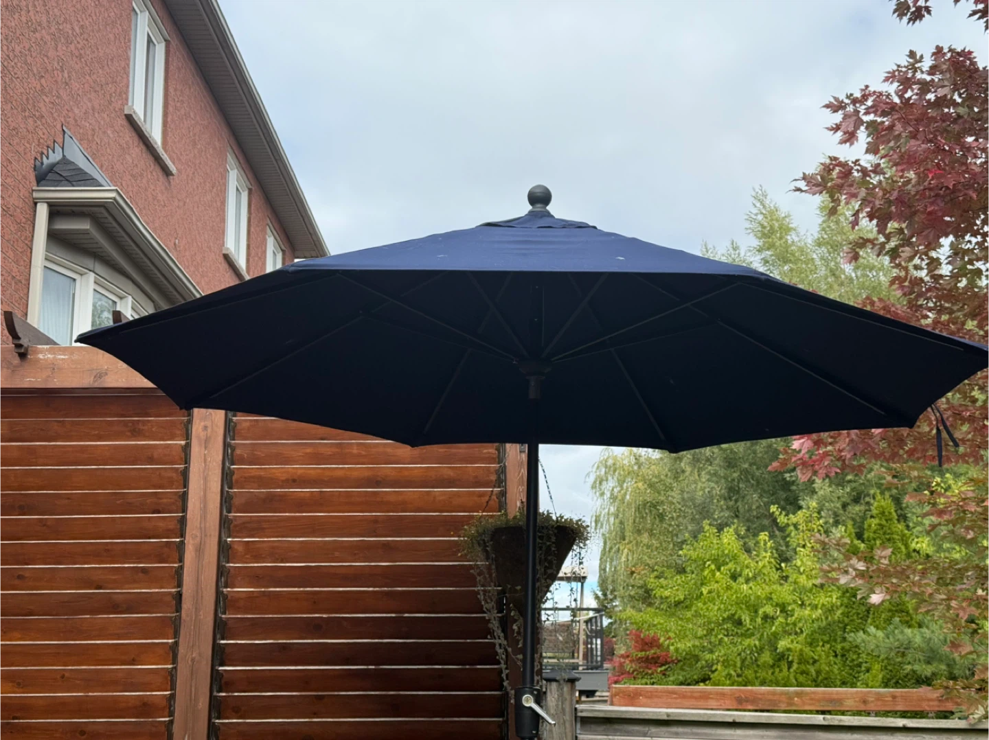Sunbrella Navy Blue Patio Umbrella with Base - photo 2