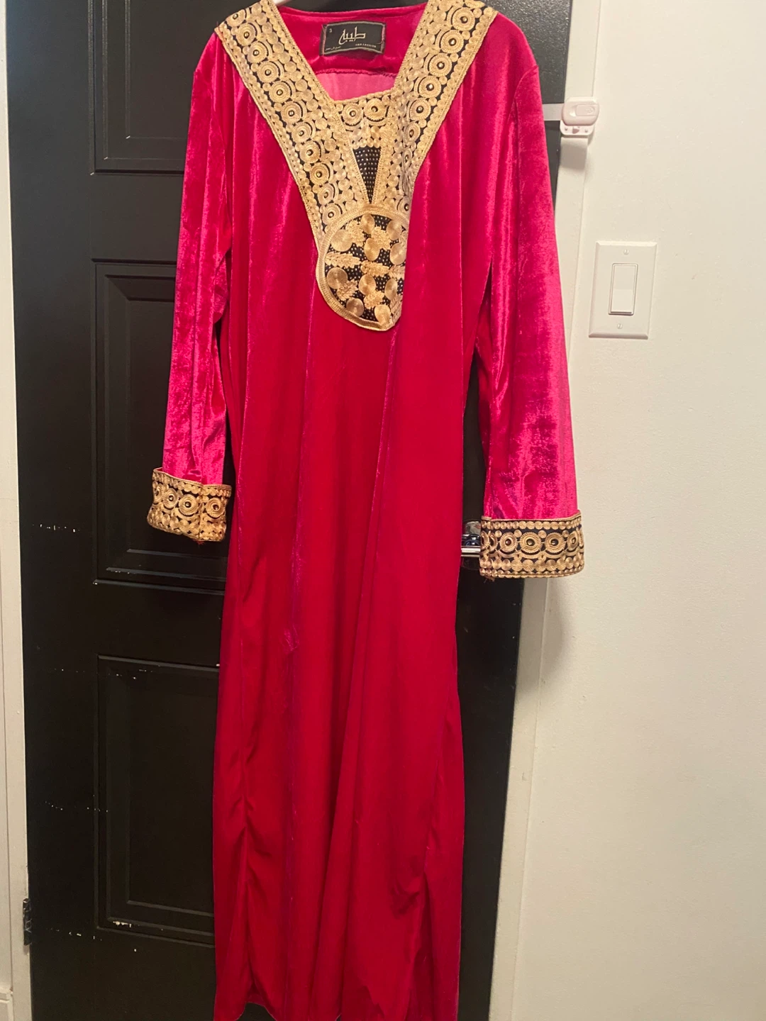 Pink Velvet Long Tiba Fashion Dress - Size 3/ Losse Medium
