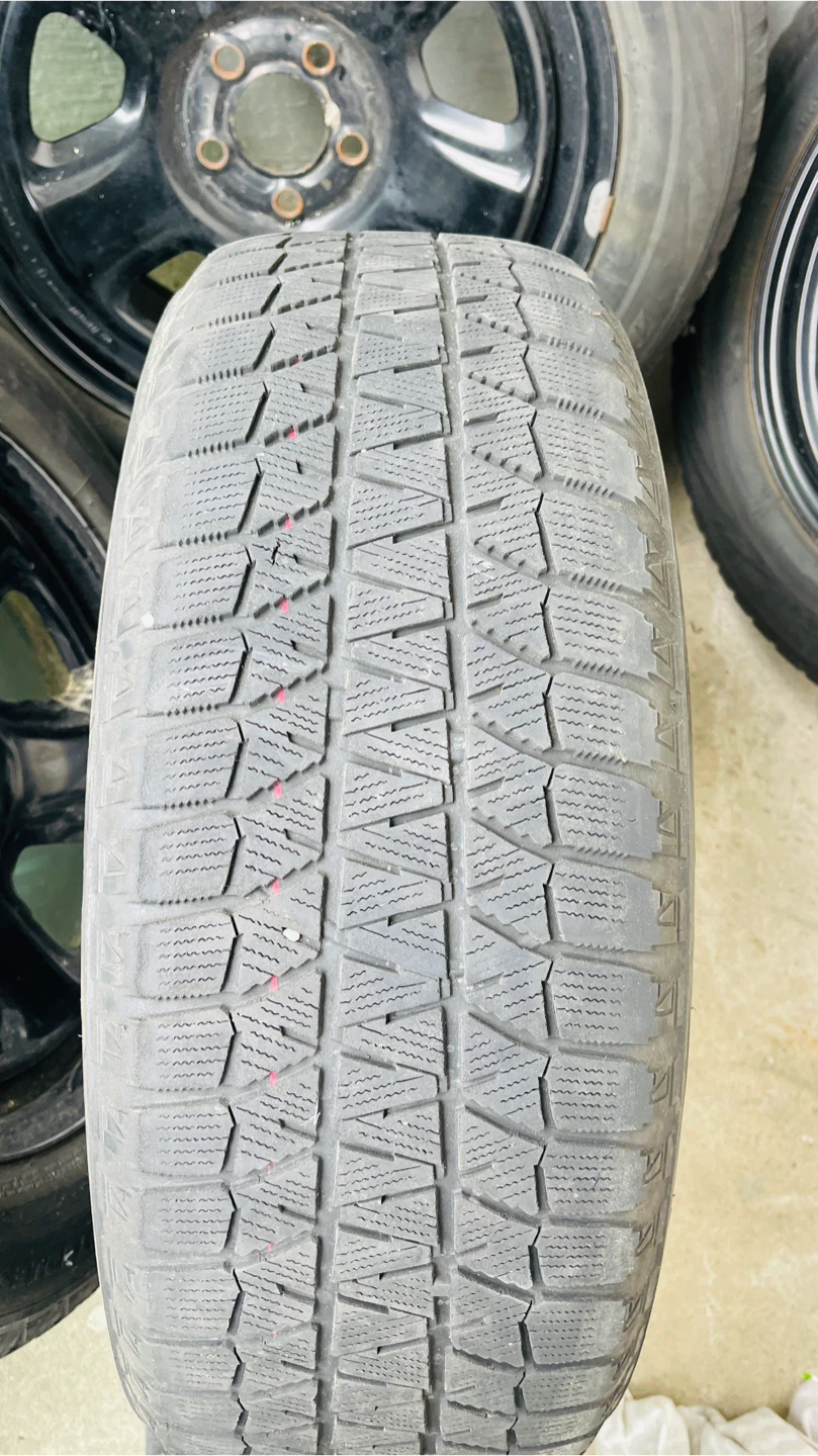 Bridgestone Blizzak Winter Tires on Rims - photo 2