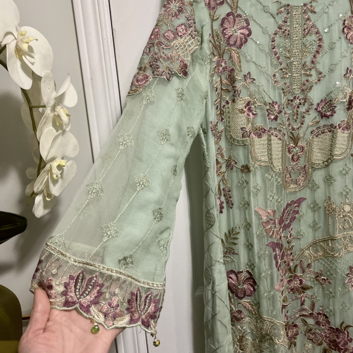 Embroidered Traditional Three Piece Suit - photo 4