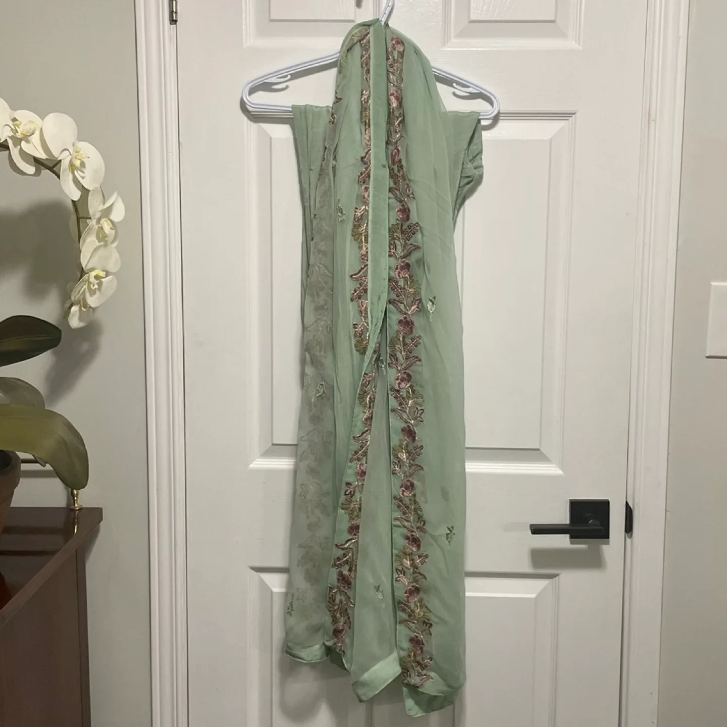 Embroidered Traditional Three Piece Suit image indicator(7)