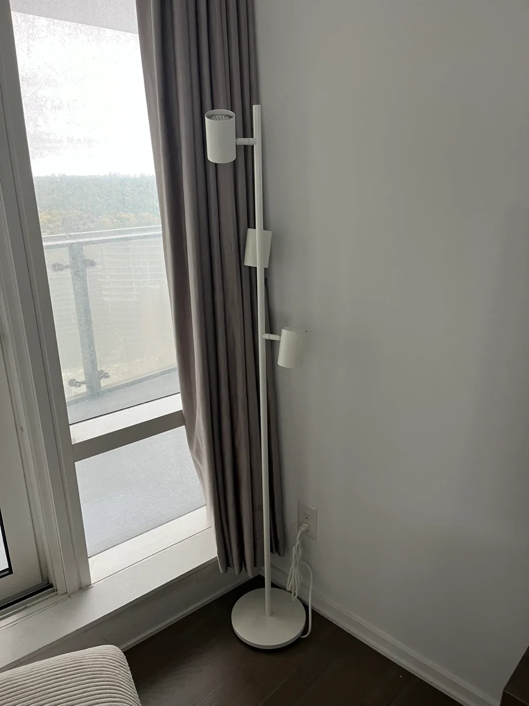 Ikea Floor Lamp - White. Bulbs included image indicator(3)