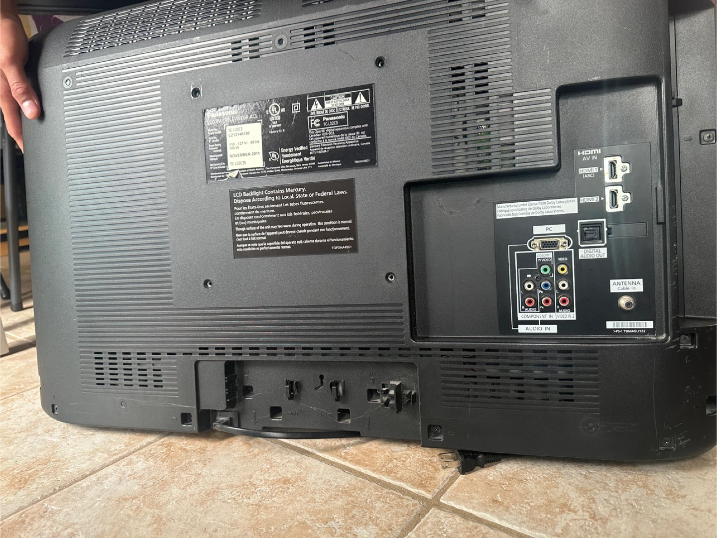 Panasonic VIERA TC-L32C3 LCD TV - photo 4