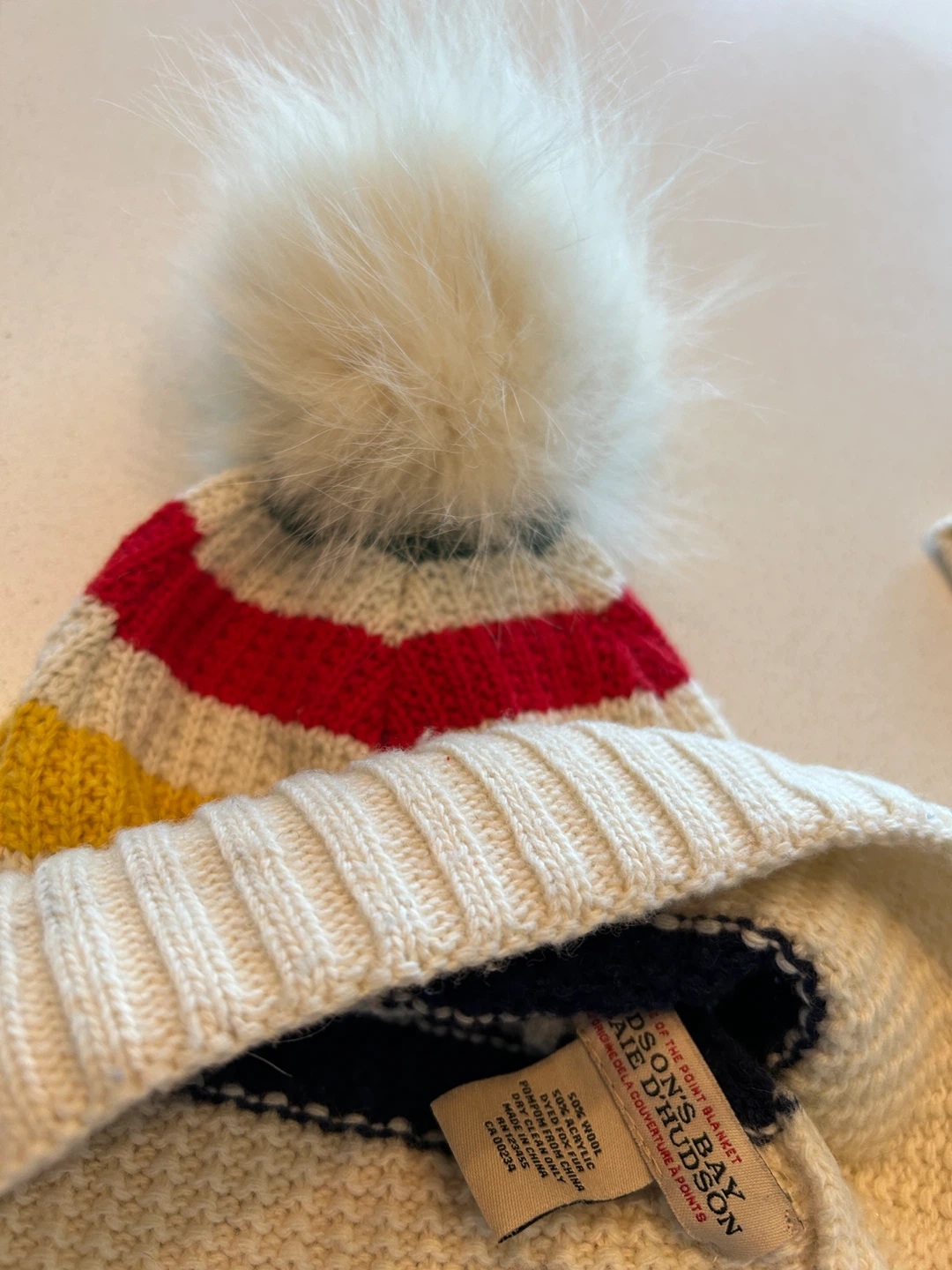 Hudson's Bay & Johnston of Elgin Scarf, Hat & Mittens Set - photo 3