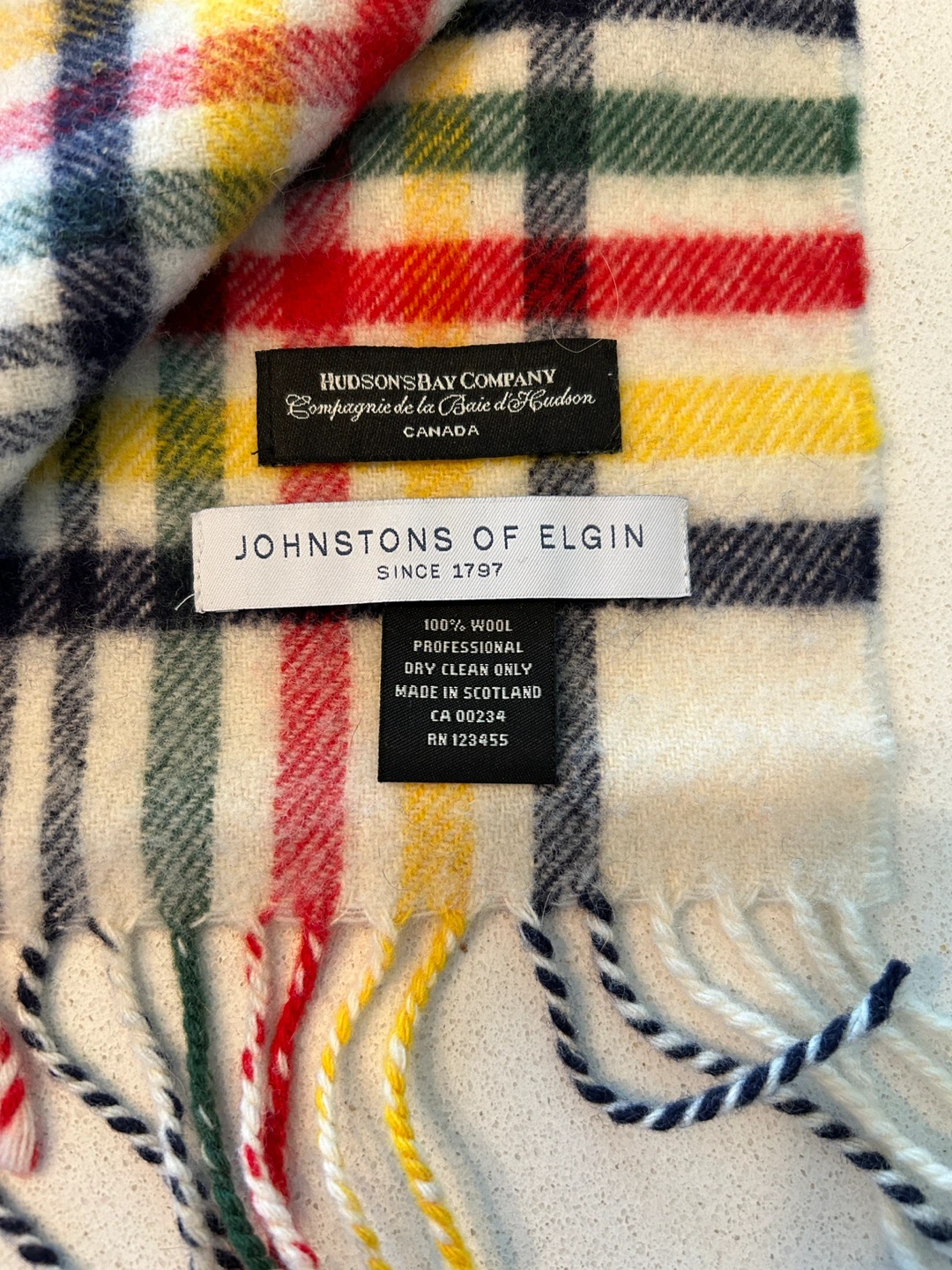 Hudson's Bay & Johnston of Elgin Scarf, Hat & Mittens Set - photo 2