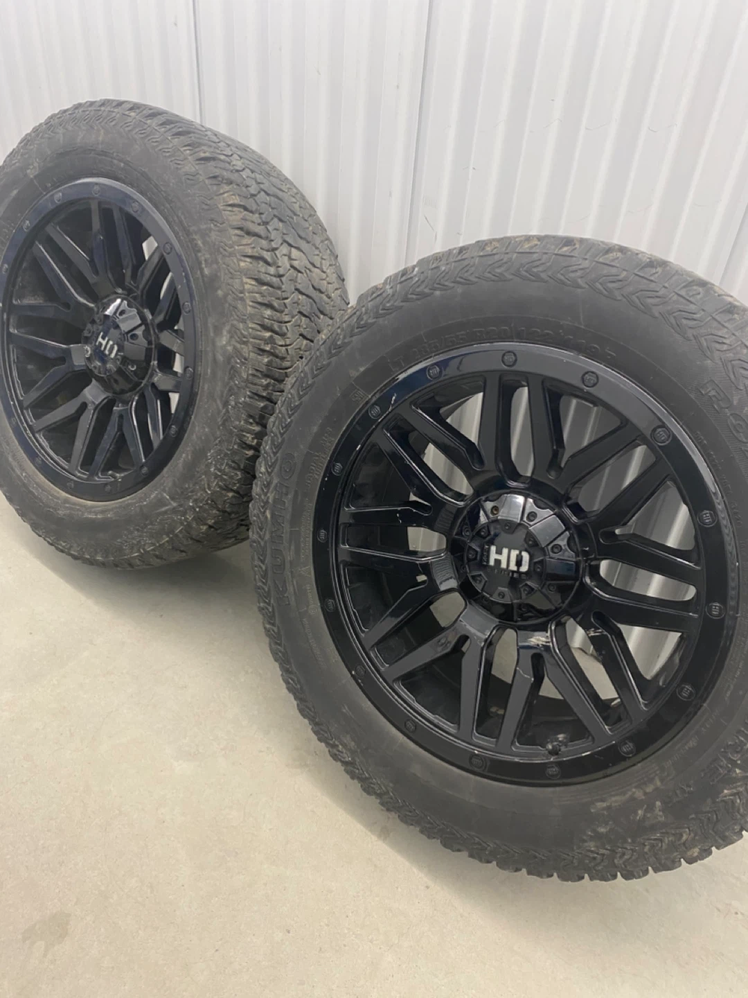 HD Wheels LT 285/55 R20 Tire Set