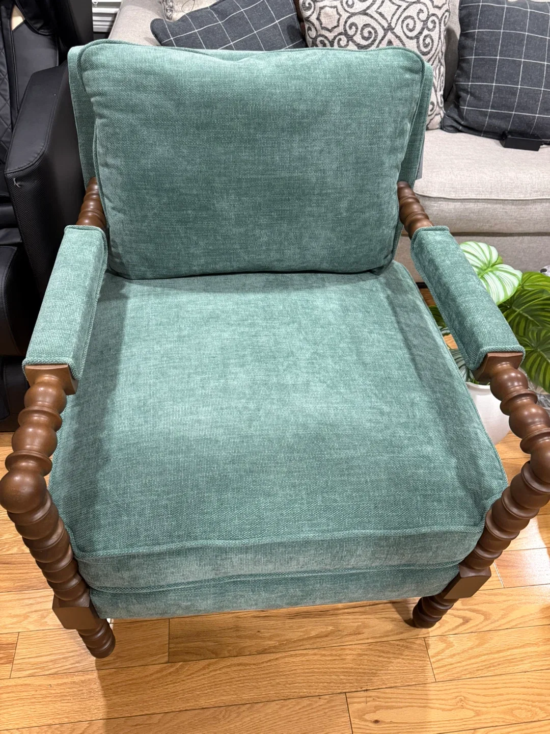 Pioneer Woman Harper Spindle Accent Chair - Jade image indicator(2)