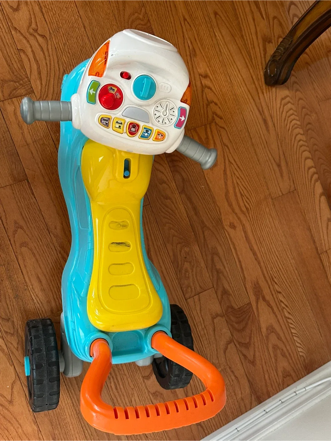 VTech Sit-to-Stand Smart Cruiser Ride-On Toy thumbnail