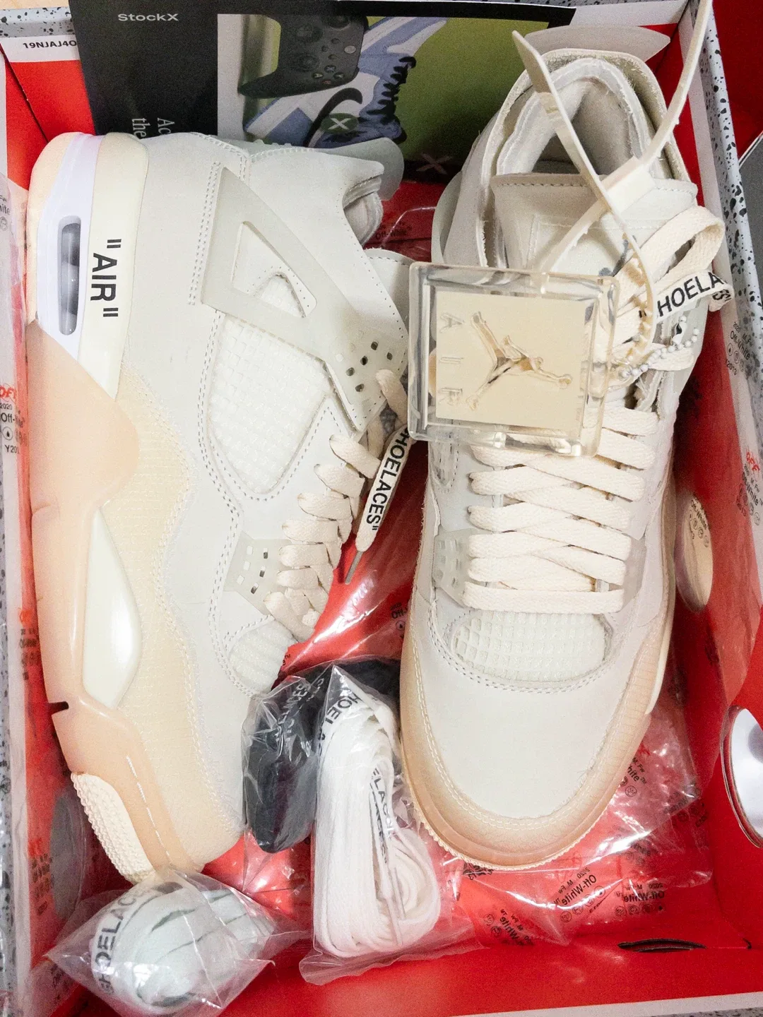 Nike Air Jordan 4 Retro SP Off-White Size 11.5 image indicator(4)