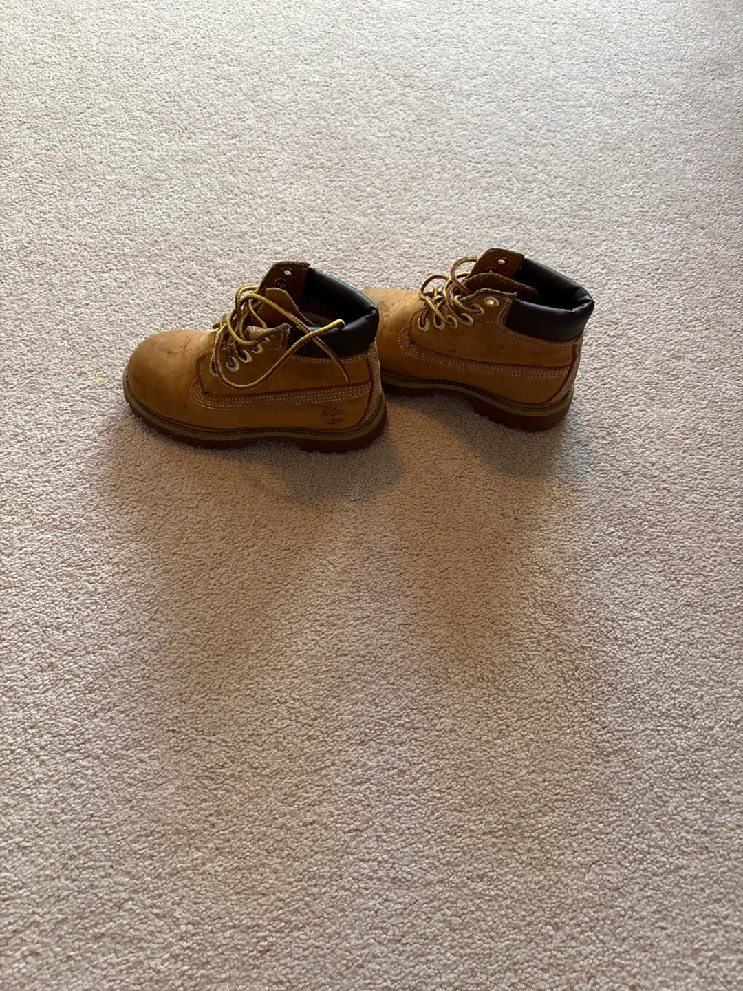 Timberland Boots Size 9.5M image indicator(6)