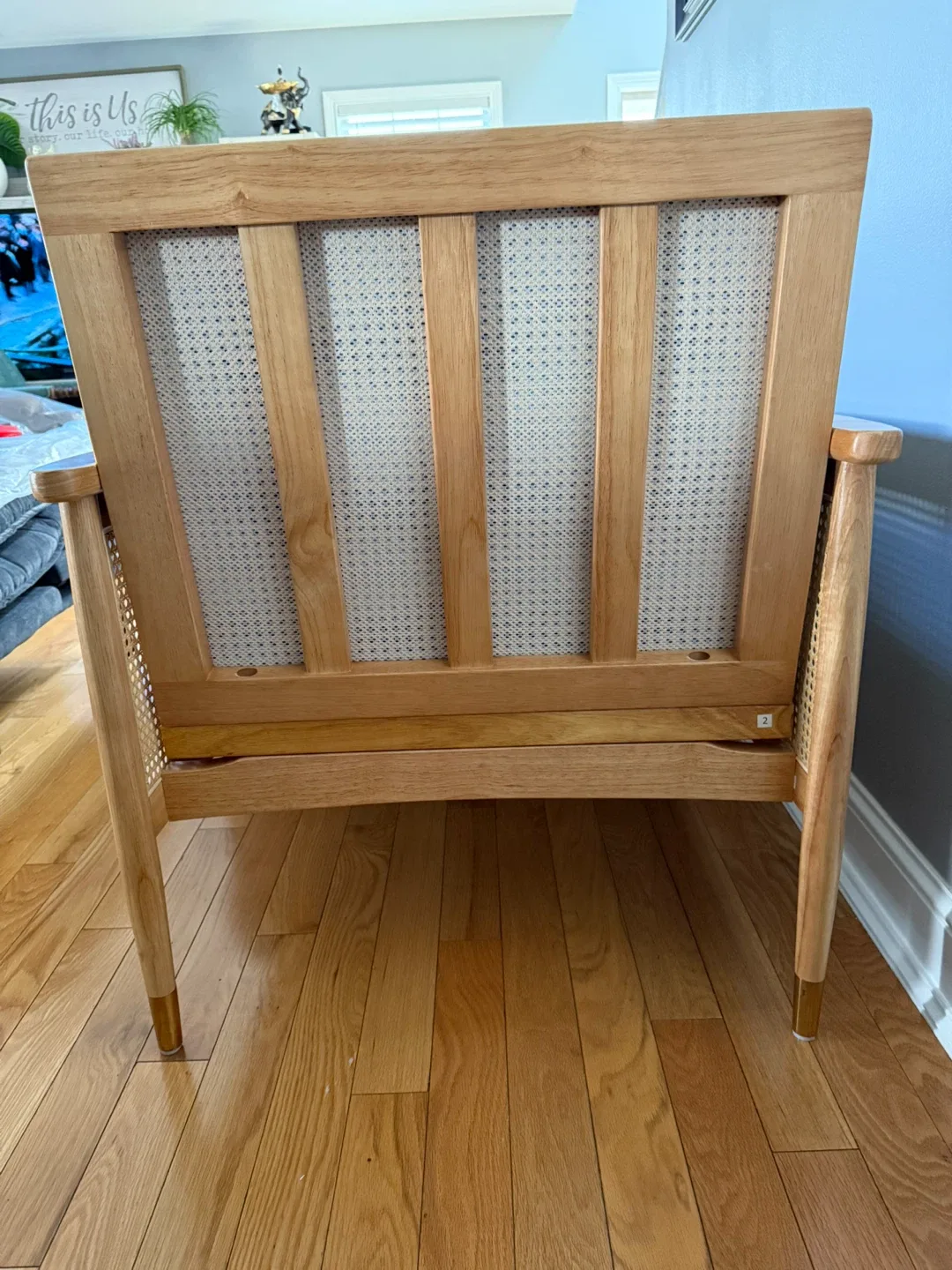 Accent Chair with Rattan Sides image indicator(3)